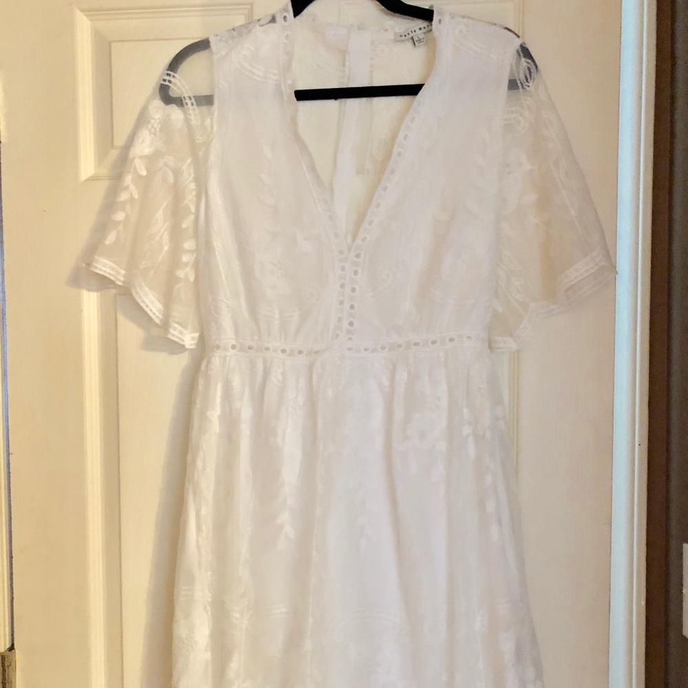 White lace dress